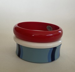 Vintage Lot 3 Chunky Bangles Red White Blue Stripes Lucite Plastic Mix Retro