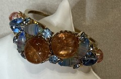 Vintage DeLizza & Elster (D & E, Juliana) Peach and Blue Clamper Bracelet