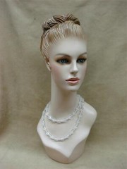 ELEGANT VINTAGE 1940’S CLEAR COLORLESS FROSTED OPAQUE BEAD 36″ NECKLACE!
