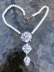 Vtg Opaline Glass Crystal Triple Drop Lariat Y Necklace