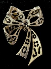 Stunning VINTAGE Large Antique Silver Tone Bow Brooch Estate Piece- GORGEOUS!