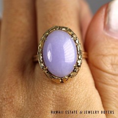 Ming’s Hawaii Lavender Jade Cabochon 14K Yellow Gold Ring Size 9