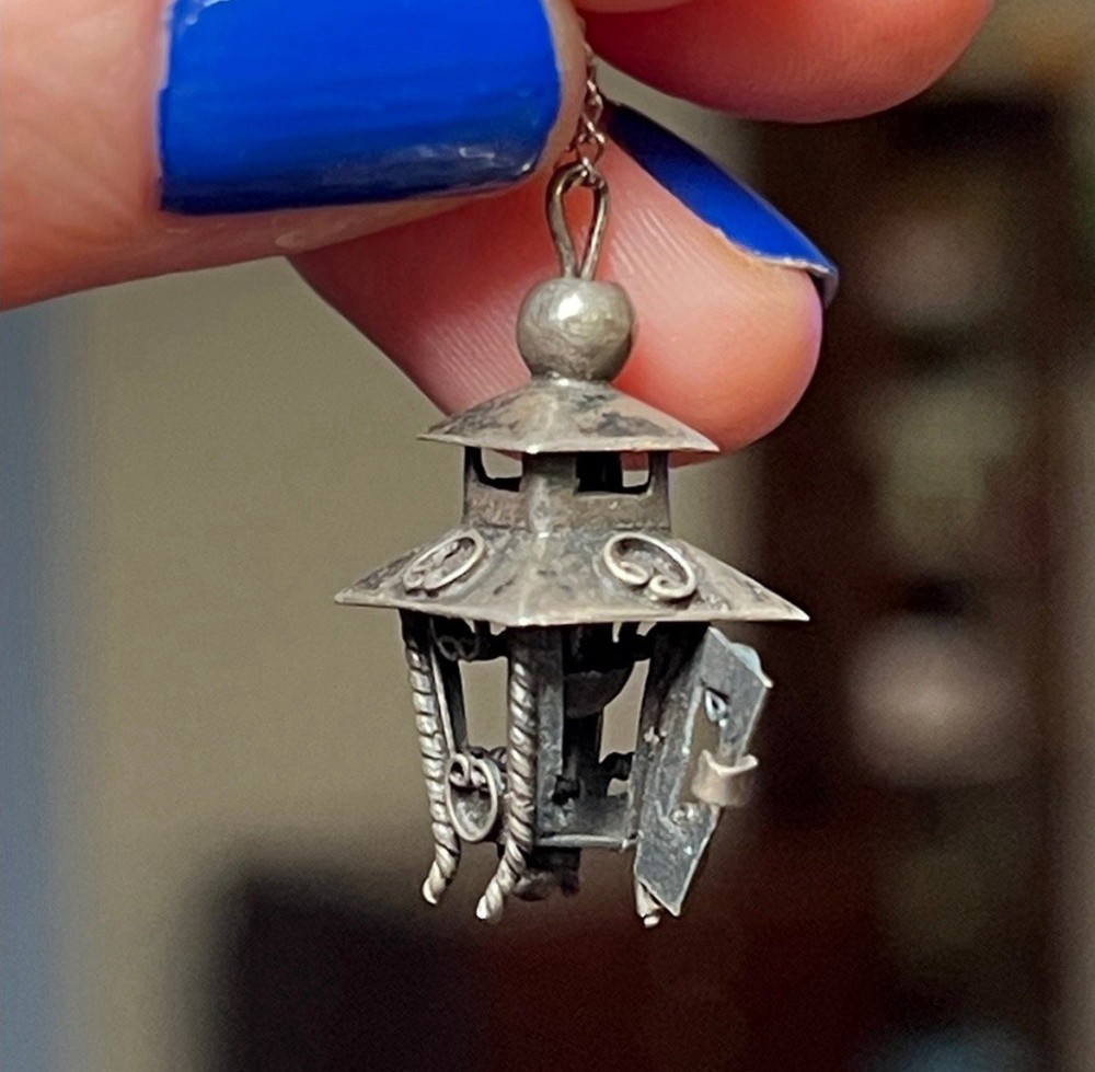 VTG Ornate Sterling Silver Chinese Lantern Pagoda Birdcage Pendant Necklace 925