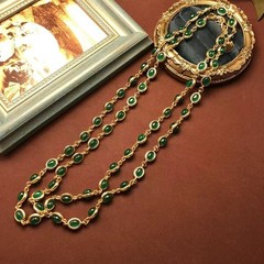 Vintage Green Cabochon Necklace Gold Tone Oval Link Statement Chain