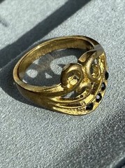Vintage Black Crystal Rhinestones Openwork Swirls Scrolls Climber Ring Size 7.75