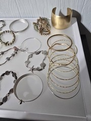 Mixed metal materials lot of 40 bracelets