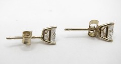 14K SOLID YELLOW GOLD STUD EARRINGS W/ TRILLIONT CUT CZ STONES – 0.68 Grams