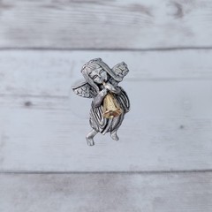 Vintage 1995 Silver/Gold Tone Pewter Angel Playing Horn Brooch / Pin – Signed DM