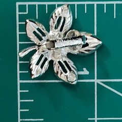 Vintage Sarah Coventry Brooch & Clip-on Earrings Silver Tone Set Ivy Leaf