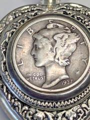 Vintag Victorian Lindenwold Silver Heart Shape Pendant Watch W 1937 Mercury Dime