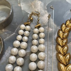 Vintage Gold And Silver Tone Trifari Monet Jewelry Lot Necklaces Leaf Collar