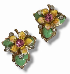 Vintage SCREWBACK EARRING Mixed Lot 8 Pair Textured Gold Enamel Faux Pearl +