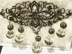 VINTAGE Marcasite Filigree 3″ Brooch w Glass Crystal Dangles Silver Tone Pin