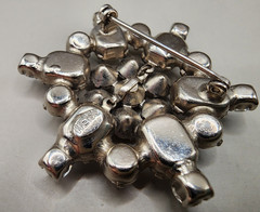 Vintage WEISS Clear Rhinestone Snowflake Brooch Pin Silver Tone Art Deco Style