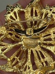 VTG Gerry’s Pink Rhinestone Brooch Gold Tone Filigree Flower MCM