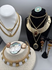Vintage 14 Unique Pieces Jewelry