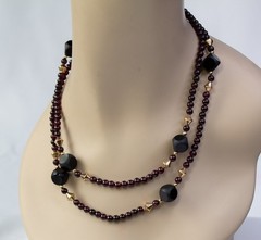Vintage Single Strand Garnet Necklace With Black Agate Gemstones 36 in