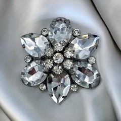 Elegant Flower Brooch Vintage Clear Jeweled Floral Estate Jewelry Floral Pin