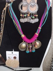 The BETTER BOHEMIAN Lot Gold & Silver Tone, Shell, Stone, Bead, 45pc Some Signed