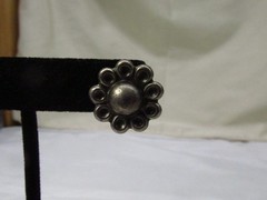 Vintage Sterling Silver Round Flower Shape Screw Back Earrings .5″ #724