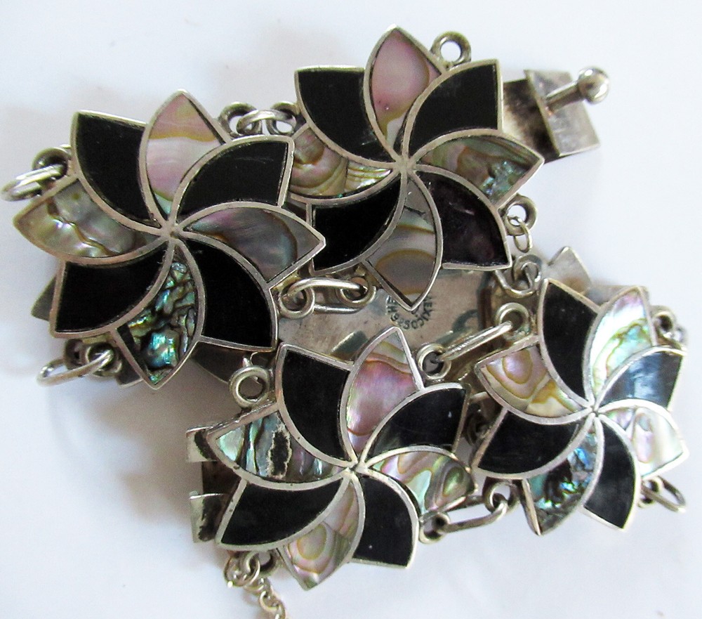 VINTAGE MEXICO STERLING BRACELET, 6 3/4 INCHES WRIST, 1 1/8 INCHES WIDE, 30 GRS
