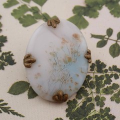 Vintage Brass Victorian C-Clamp Blue White Gold Speck Oval Pin Brooch