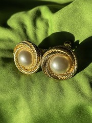 Vintage Gold Tone Faux Pearl Screw Back Earrings Twisted Rope Classic Napier