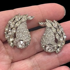 Vtg JOMAZ Earrings Joseph Mazer Clip On Marquis Shaped Rhinestones & Pave Swirls