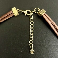 C 1946 Marbled Acrylic/Wood Ovals Faux Leather Cord Statement Gold Tone Necklace