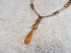 Goldtone Gold Bead Pendant Necklace (F51)