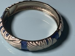 Vintage Enamel Hinge Bangle Bracelet Blue White Abstract Design Gold Tone