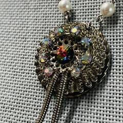 VINTAGE silver tone CRYSTAL AB rhinestone DROP NECKLACE chain SPARKLY Faux pearl