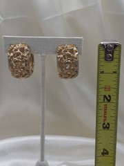 Vintage Napier Wide Hinged Clip Hoop Earrings 1970s Gold Tone Vine Design 1″