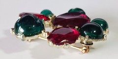 Vtg Gold-tone Flower Basket Brooch w/ Green Translucent Cabs & Red Rhinestones