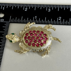 Vintage Pink Rhinestone Green Eyed Turtle Animal Gold Tone Brooch Pin