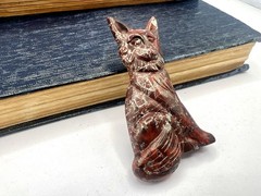 Vintage 1980s Carved Red Stone Gemstone Wolf Dog Brooch NOS Ro-Do IL