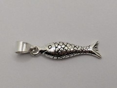 925 Sterling Silver Fish Pendant / Charm. Weighs 1.1 Grams. 1.13″ Long.