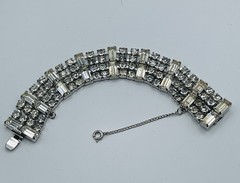 Vintage Unsigned Rhodium Plated Art Deco Inspired Clear Crystal Full Parure Set
