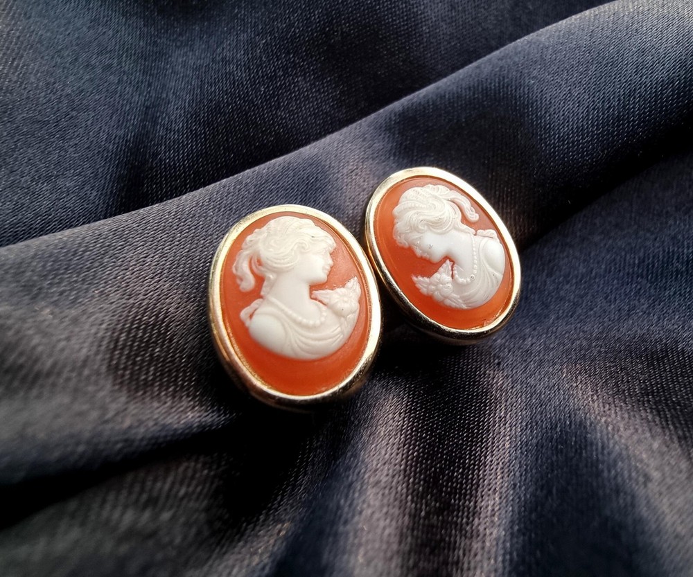 Vintage CROWN TRIFARI 1960s Gold Toned Orange and Ivory Cameo Clip On Earrings
