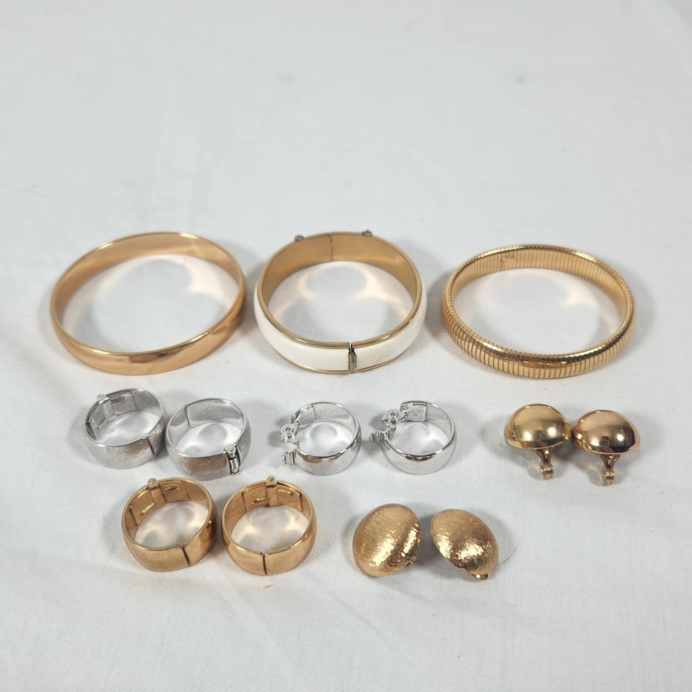 Vintage Lot MONET Bracelets Rings Earrings Etc. Jewelry Gold Silver Tone