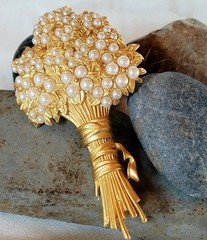 Early Karl Lagerfeld at Chanel Brooch Large 4.5 Inches Flower Bouquet Signed COA