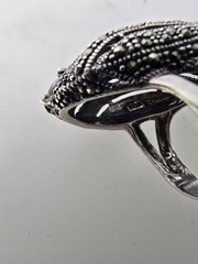 Vintage 925 Sterling Silver Marquesite Clear stone statement dome shiel ring TH