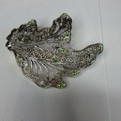 Lot Of Estate Brooches 7 In Total Rhinestones, Mother Of Pearl Etc…