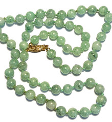 Vintage Chinese Lovely 7mm PREHNITE GEMSTONE Hand Knotted 25″ beaded NECKLACE