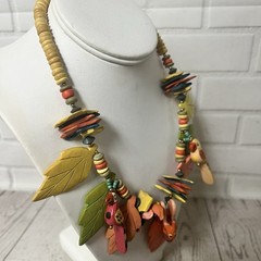 Vintage Wood Painted Parrot Tropical Necklace Decora Luau Statement Bee Bird 18”