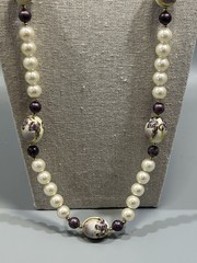 Vintage Japan Faux Pearl Lilac Necklace 28″ Long
