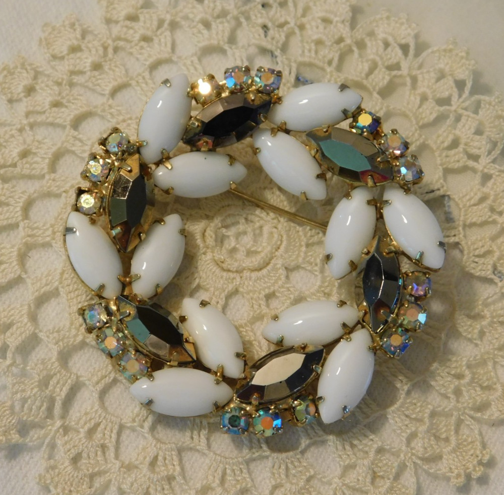 Vintage Milk Glass Navette Aurora Borealis Rhinestone Prong set Brooch 1950-1960