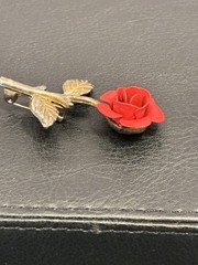 Vintage MCM 3D Matte Red Enamel Rose Brooch Pin Gold Tone Textured Stem Flower