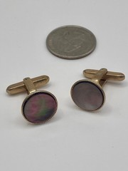 Vintage Gold Tone Black Mother of Pearl Hickok Cufflinks Round Iridescent Shell