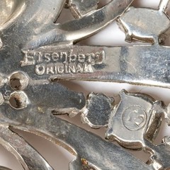 Eisenberg Original Foliate Spray Fur Clip Clear Rhinestones Signed 3.75″ x 2.50″